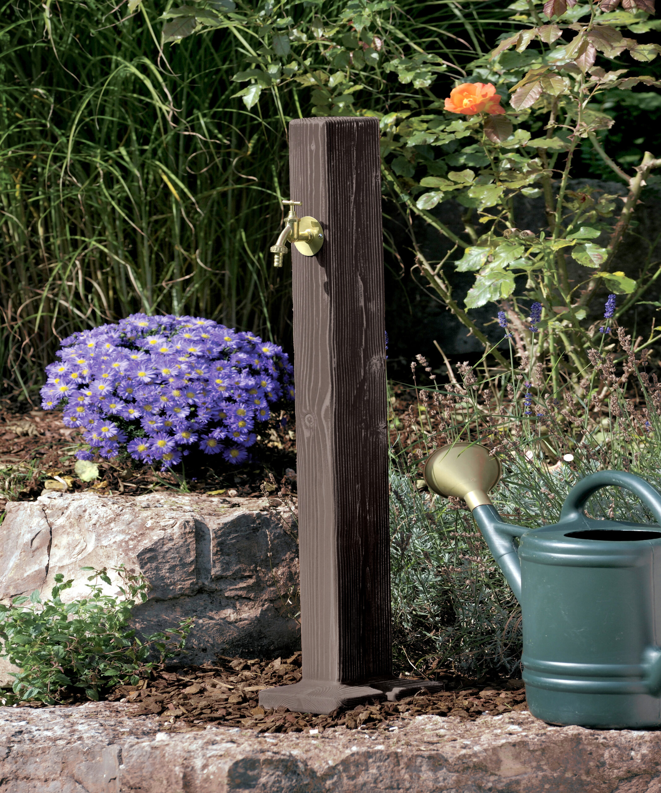 Kranik ogrodowy Forest